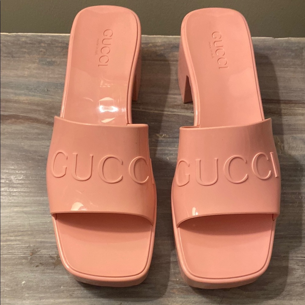 Gucci Pink Sandal - Picture 5 of 15
